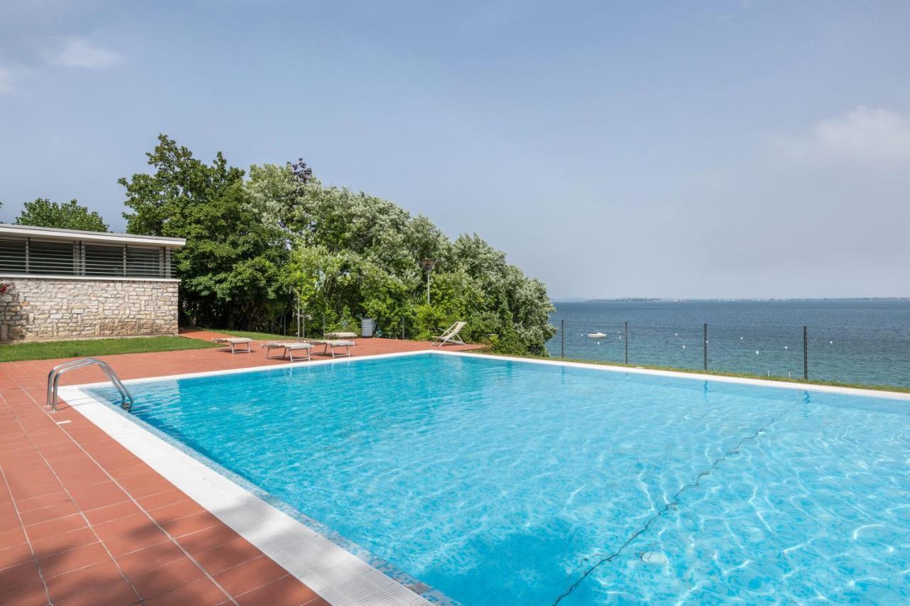 Casa Vacanze Blue Lake Padenghe sul Garda Eksteriør bilde