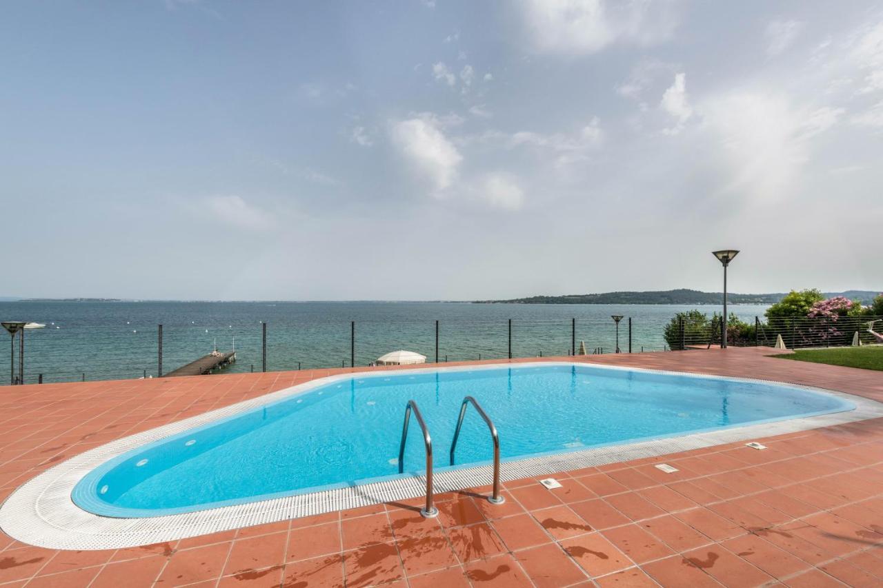 Casa Vacanze Blue Lake Padenghe sul Garda Eksteriør bilde